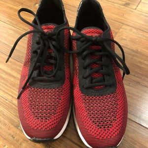 Red Men’s footwear